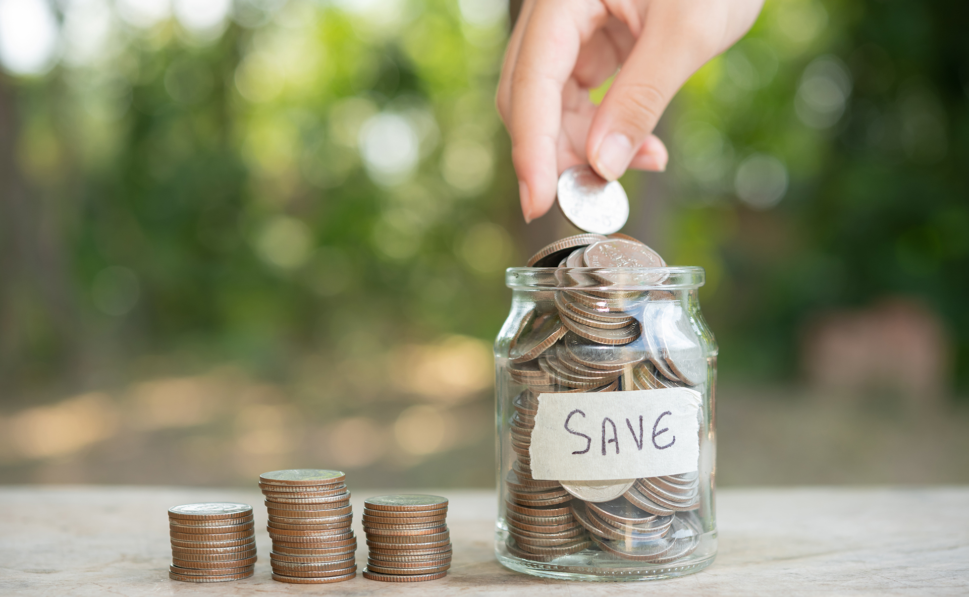 Mastering Your Finances: 7 Smart New Year Money Resolutions for a Prosperous Future